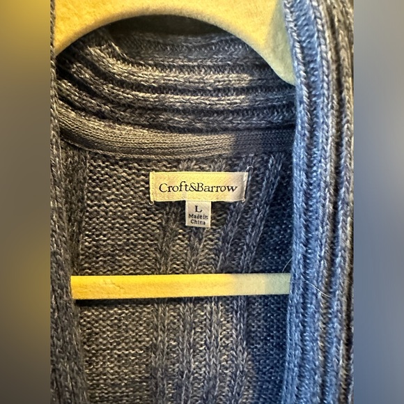 Croft and Barrow Women's Cardigan Size Large - Picture 2 of 4